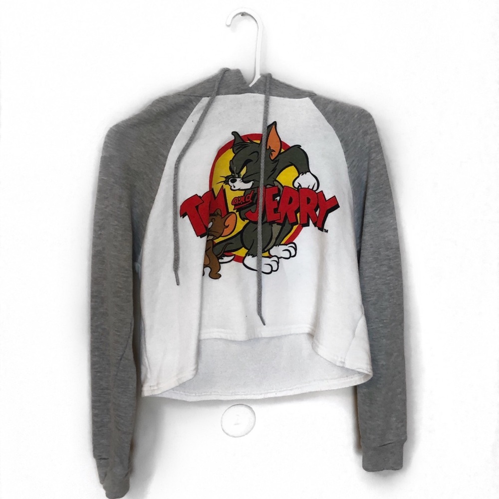 Sold‼️Tom and jerry cropped hoodie